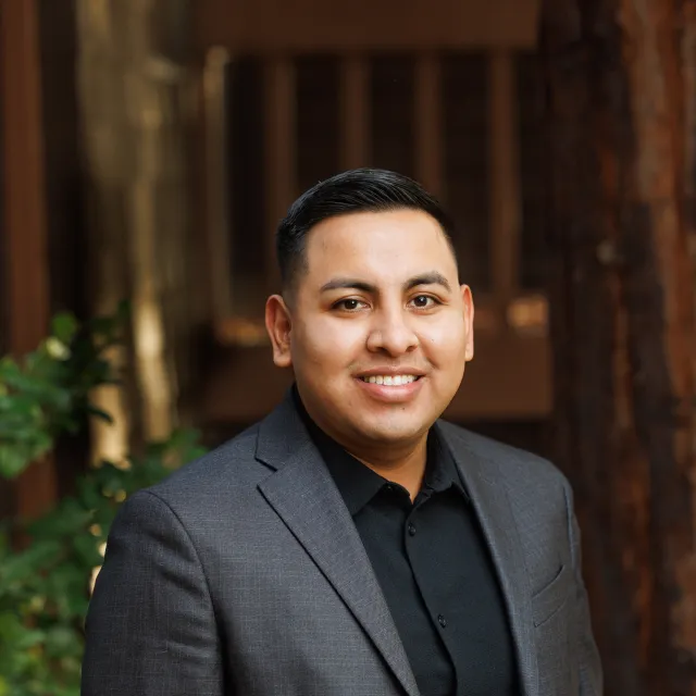 Gus Flores