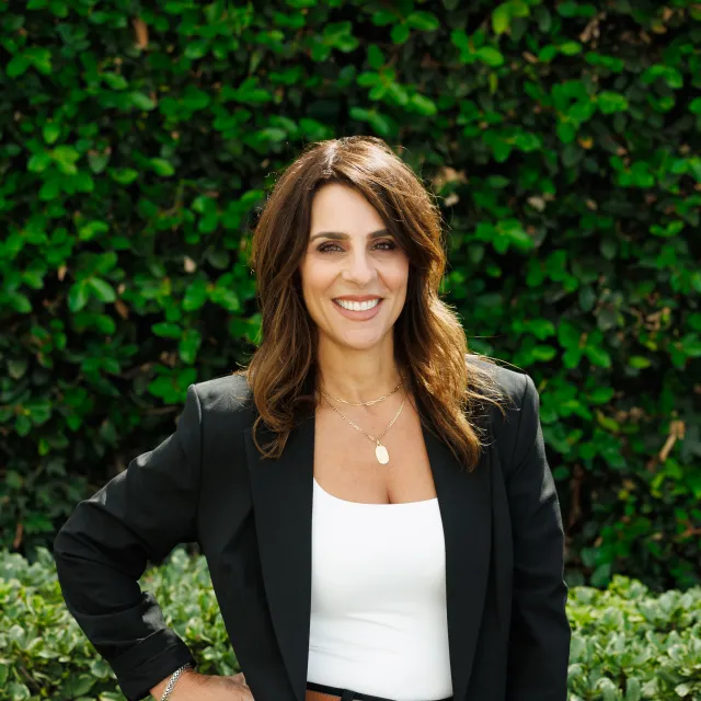 Lucia Mixon headshot