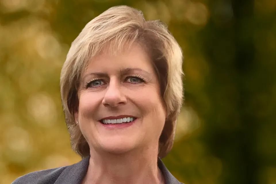 Beverly Carr